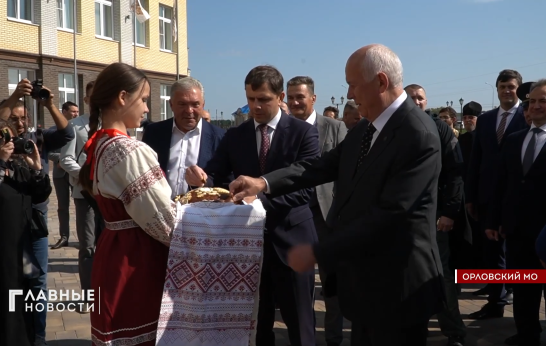 25-метровый бассейн, залы для занятий гимнастикой и боксом и футбольное поле появилось в сельхозгимназии под Орлом!