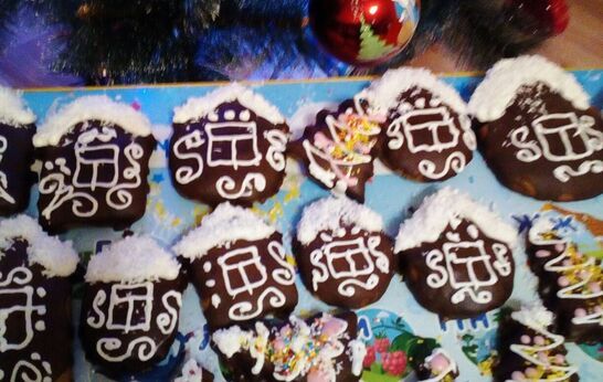 В самом начале нового календарного года Православная Артель открыла свои двери для ребят и их родителей, которым предложили принять участие в ряде тематических мастер-классов.