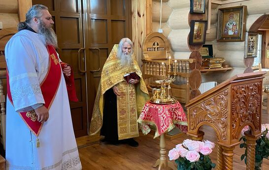 Схиархимандрит Илий совершил Всенощное бдениев Козельском районе.