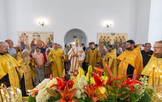 Схиархимандрит Илий (Ноздрин) сослужил митрополиту Орловскому и Болховскому Тихону в Вятском Посаде.