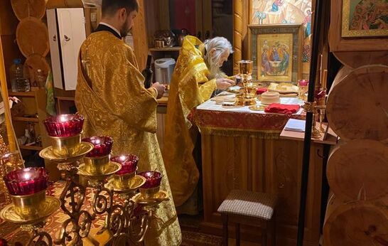 Cхиархимандрит Илий совершил Божественную Литургию в Ставропигиальном скиту святого Дмитрия Солунского.