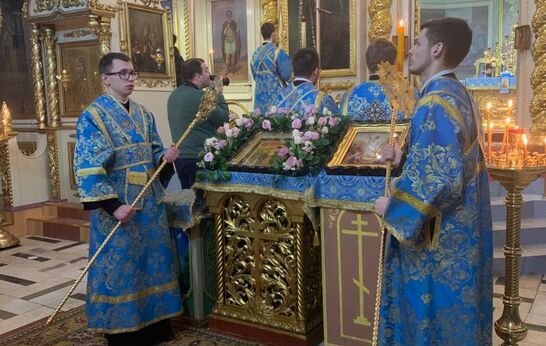 Схиархимандрит Илий (Ноздрин) принял участие во Всенощном бдении которое возглавил митрополит Орловский и Болховский Тихон в Ахтырском кафедральном соборе города Орла.