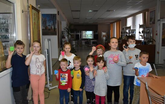 В это воскресенье в стенах Православной Артели состоялся творческий мастер-класс, на котором дети и их родители занимались изготовлением ароматного мыла в виде различных фигурок.