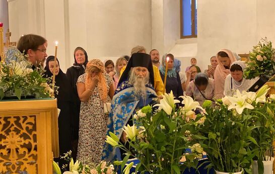 Схиархимандрит Илий возглавил всенощное бдение в канун праздника Успения Пресвятой Богородицы.
