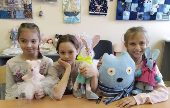 В Православной артели «Вятского Посада» прошли очередные творческие выходные для маленьких мастеров