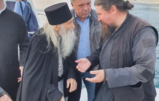 Схиархимандрит Илий (Ноздрин) и руководитель проекта «Вятский Посад» Цурков Г.Н. посетили монастыри Святой Горы Афон.