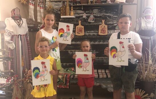 Встречаем второй месяц лета с творчеством!