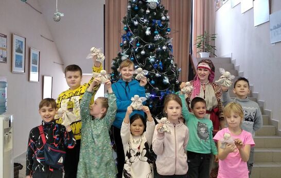 В это воскресенье в стенах Православной Артели состоялся удивительный мастер-класс в тематике предстоящего Рождества, а именно – изготовление игрушки «Рождественский ангел».