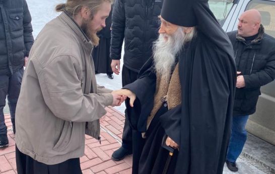 Cхиархимандрит Илий (Ноздрин) и руководитель проекта «Вятский Посад» Геннадий Николаевич Цурков посетили Михаило-Архангельский мужской монастырь в селе Козиха Ордынского района Новосибирской области.