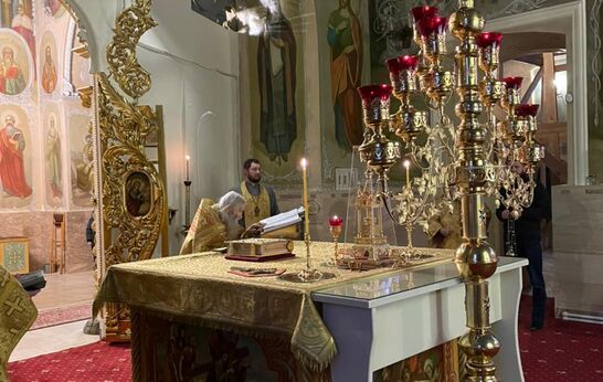 Схиархимандрит Илий (Ноздрин) возглавил Божественную Литургию в Богоявленском соборе города Орла.