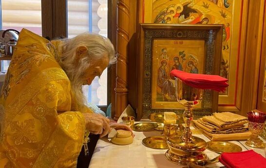 Схиархимандрит Илий (Ноздрин) совершил Богослужение в скиту святого великомученика Дмитрия Солунского.