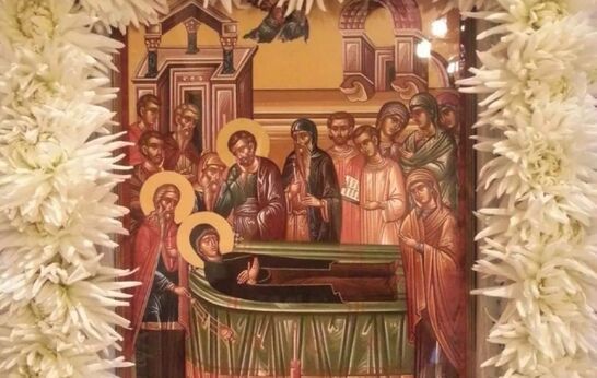 Схиархимандрит Илий (Ноздрин) совершил Божественную Литургию в ставропигиальном скиту в честь святого великомученика Дмитрия Солунского. 