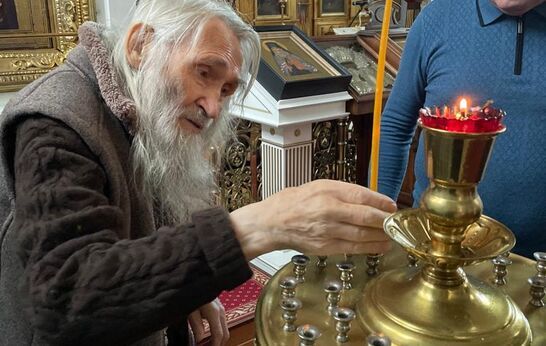 Схиархимандрит Илий (Ноздрин) совершил Богослужение в храме Спаса-на-Крови.