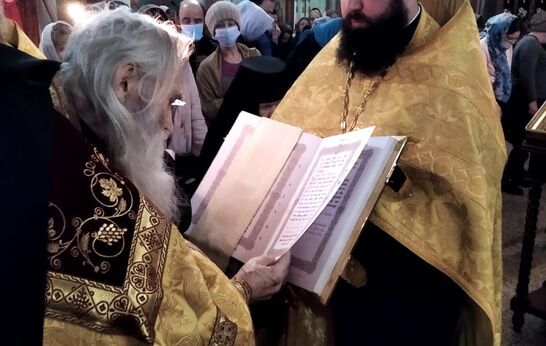 Схиархимандрит Илий (Ноздрин), 7 ноября, возглавил воскресное Всенощное бдение в Крестовоздвиженском женском монастыре города Нижний Новгород.