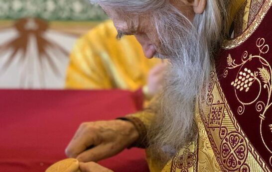 Схиархимандрит Илий (Ноздрин) совершил Божественную литургию в Свято-Троицком кафедральном соборе города Пскова.