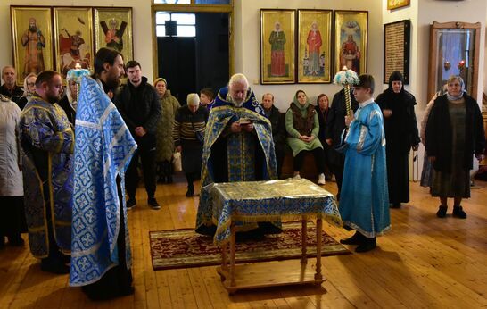 В праздник Покрова Пресвятой Богородицы схиархимандрит Илий (Ноздрин) принял участие в Архиерейском  Богослужении в Покровском храме села Становой Колодезь. 