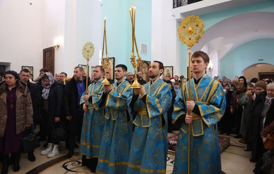 Схиархимандрит Илий (Ноздрин) принял участие в праздничном Архиерейском Богослужении в праздник Сретения Господня.