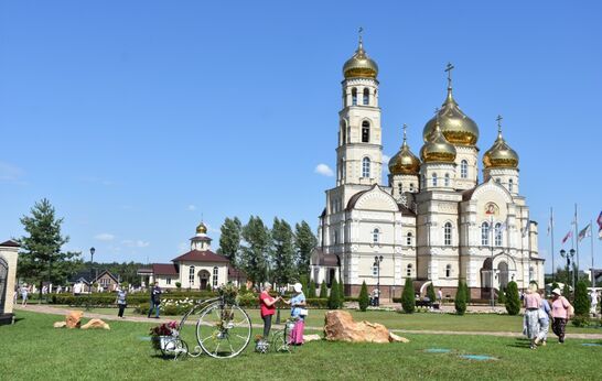 В Духовно-православном центре состоялся праздник «Играй, гармонь, в Вятском Посаде».