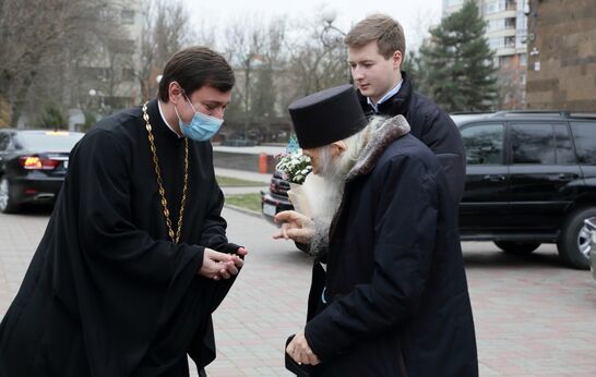 Старец Илий благословил прихожан ростовского Храма Благовещения Пресвятой Богородицы