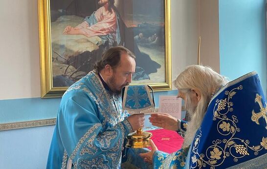 Схиархимандрит Илий (Ноздрин) совершил Богослужение в храме Казанской иконы Божией Матери.