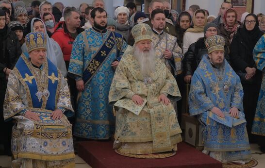 Схиархимандрит Илий (Ноздрин) принял участие в праздничном Архиерейском Богослужении в праздник Сретения Господня.