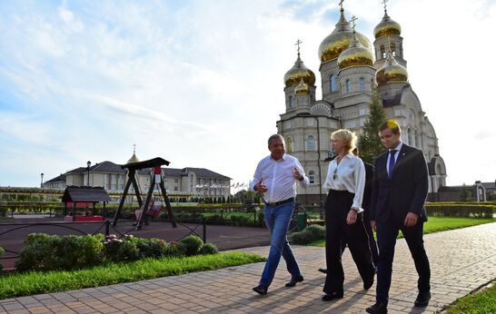 Наталия Владимировна Цайтлер посетила Духовно-православный центр «Вятский Посад». 