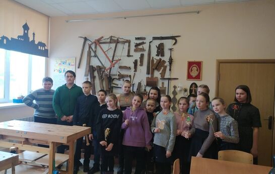 Духовно-патриотический центр «Вятский Посад» встретил воспитанников Воскресной школы Покровского района.