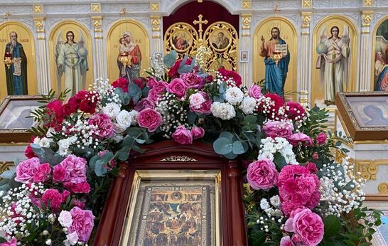 3 июля митрополит Тихон и схиархимандрит Илий (Ноздрин) совершили богослужение в Вятском Посаде.