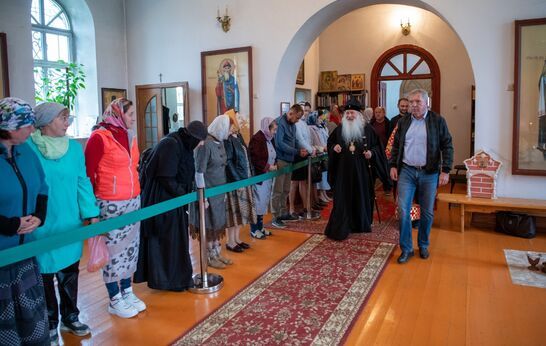 Фестиваль «Сабуровская крепость» начался с Богослужения в Свято-Михайло-Архангельском храме.