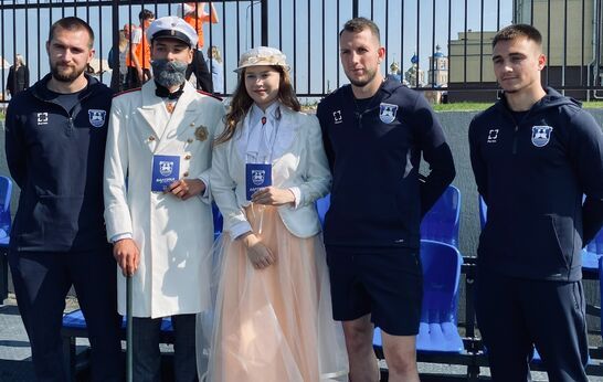 Балтийцы приняли участие в спортивном празднике