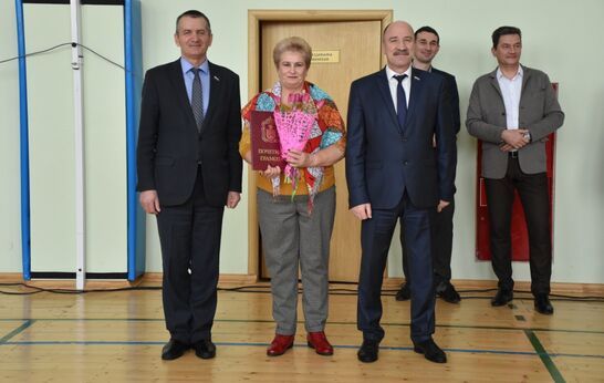 Леонид Семенович Музалевский и  Михаил Васильевич Вдовин в преддверии 8 марта посетили Духовно-православный центр «Вятский Посад».