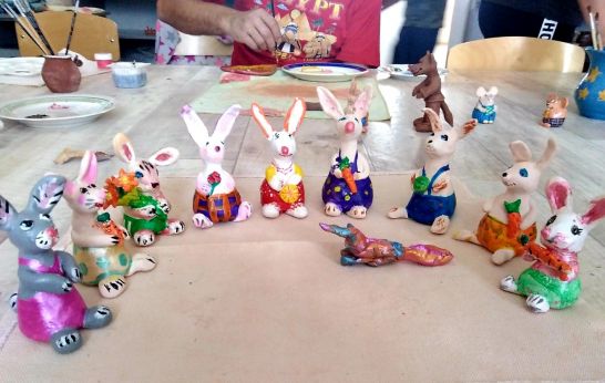 В студии керамики Православной артели прошло очередное занятие для ребят из Детской деревни SOS Лаврово