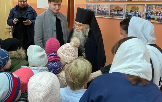 Духовник Святейшего Патриарха Московского и всея Руси Кирилла схиархимандрит Илий (Ноздрин) и руководитель проекта 