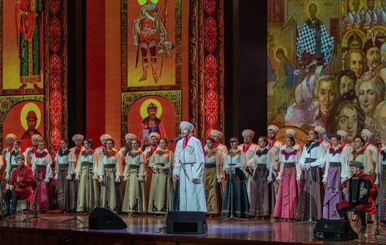 Кубанский казачий хор исполнит песнопения в храме Сретения Господня.