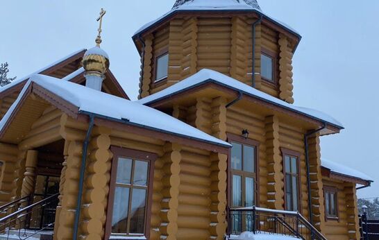 Схиархимандрит Илий совершил Праздничное Богослужение и чин Великого освящения воды в ставропигиа́льном (патриаршем) скиту великомученика Дмитрия Солунского.