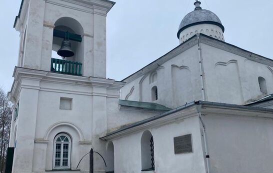 Схиархимандрит Илий (Ноздрин) и руководитель проекта 