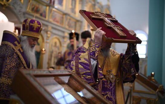 Архиерейское Богослужение в храме Сретения Господня в «Вятском Посаде».