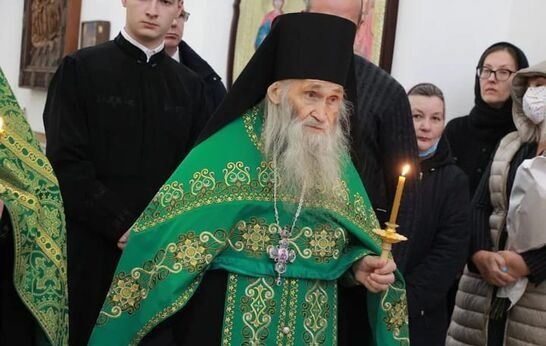 Cхиархимандрит Илий (Ноздрин) принял участие во Всенощном бдении в храме Сретения Господня Духовно-православного центра 