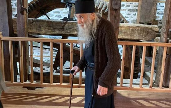 Схиархимандрит Илий (Ноздрин) и Геннадий Николаевич Цурков побывали на Мельнице Силуана Афонского.