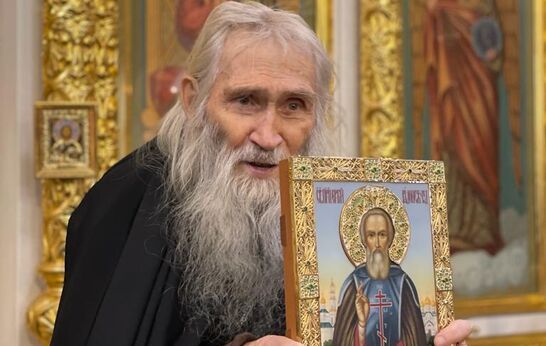 С благодарностью вспомним дорогого Батюшку Илия.