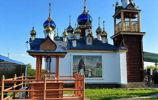 Батюшка Илий совершил Всенощное бдение в канун праздника Святой Троицы.