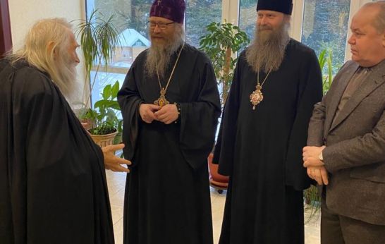 10 марта состоялась встреча Схиархимандрита Илия (Ноздрина)  и руководителя проекта «Вятский Посад» Г.Н. Цуркова с митрополитом Томским и Асиновским  Ростиславом и епископом Колпашевским и Стрежевским Силуаном.