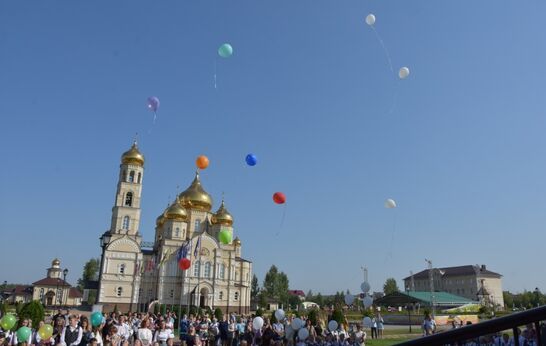 Орловская православная гимназия имени Преподобного Алексия 1 сентября открыла для обучающихся свои двери.