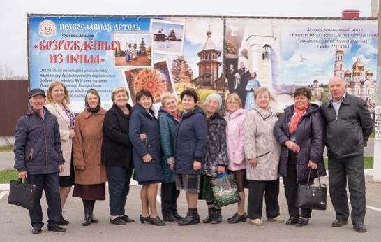 «Вятский Посад» посетили получатели социальных услуг БУ ОО «Комплексный центр социального обслуживания Болховского района»