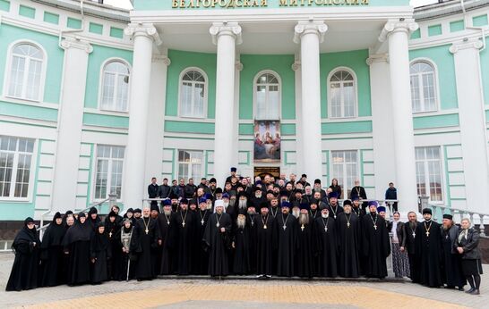 Схиархимандрит Илий (Ноздрин) встретился с духовенством в Соборном зале здания Белгородской митрополии