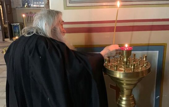 9 декабря схиархимандрит Илий (Ноздрин) совершил Божественную литургию в Ахтырском кафедральном соборе Орла