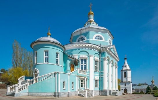 Схиархимандрит Илий (Ноздрин) и руководитель проекта «Вятский Посад» Г.Н. Цурков посетили Алексеево-Акатов женский монастырь в Воронеже