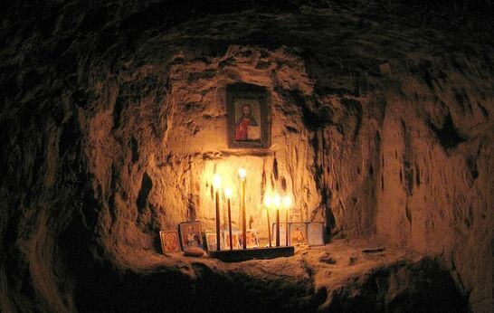 Посещение пещер Псково-Печерского монастыря