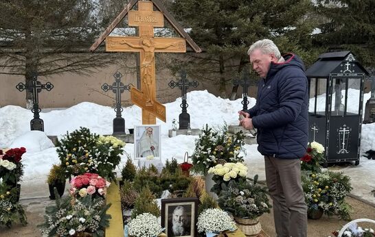 В знак благодарной памяти: Геннадий Николаевич Цурков посетил место упокоения Илий (Ноздрин)