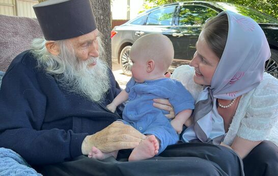 Схиархимандрит Илий (Ноздрин) прибыл в родовой дом в селе Редькино. 